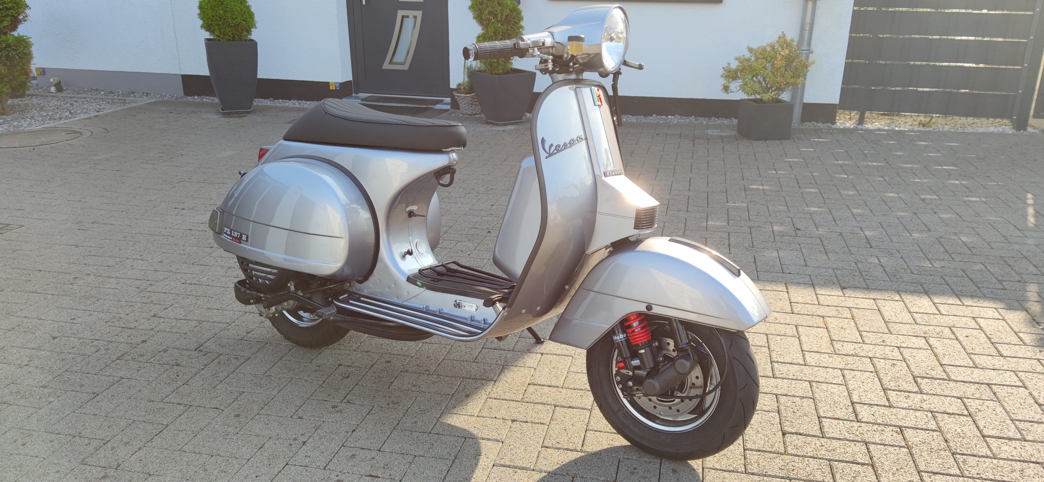 Vespa PX 187 Custom